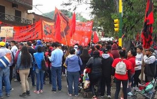 El centro de la ciudad fue un caos por marcha social