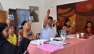 Maestros advierten que peligra el inicio de clases