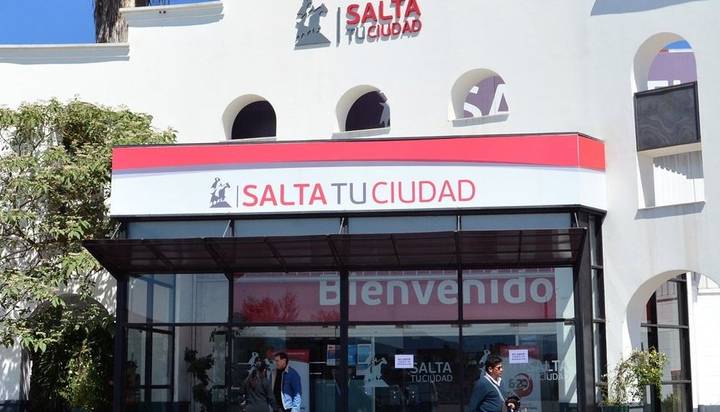 El municipio abre hoy solo por la tarde