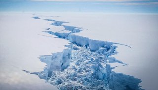 "El principio del fin": la Antártida se divide en icebergs gigantes