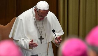 Con duro mensaje, el Papa inauguró histórica cumbre sobre abusos sexuales del clero