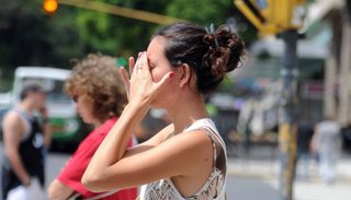El calor, más que incomodidades puede significar un serio riesgo de vida en ancianos y niños
