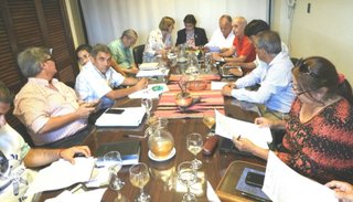 El Gobierno ofreció un 10% de aumento salarial para docentes