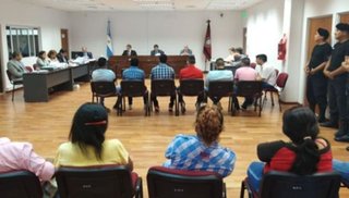 Se presentó a la Justicia el menor declarado en rebeldía por la violación de la niña wichi