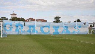 En Racing sigue la fiesta con agradecimientos y banderas