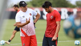 Pablo Pérez debutará contra Lanús