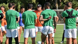 Falcioni: “River tiene al mejor equipo y al mejor técnico del fútbol argentino”