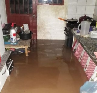 Las fuertes lluvias no cesan y provocaron anegamientos en Tartagal: 135 evacuados