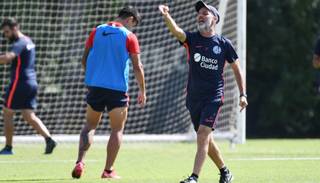 Monarriz probó con un solo Romero
