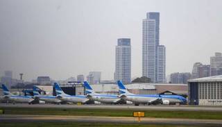 Anunciaron la nueva ruta aérea Salta-Bariloche de Aerolíneas Argentinas