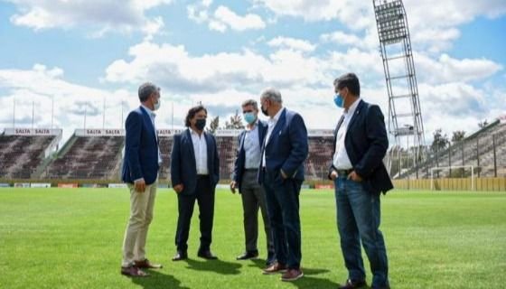 Copa Argentina: Sáenz supervisó los preparativos en el estadio Martearena