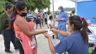 Cerca de 13 mil personas fueron vacunadas contra el coronavirus durante el fin de semana