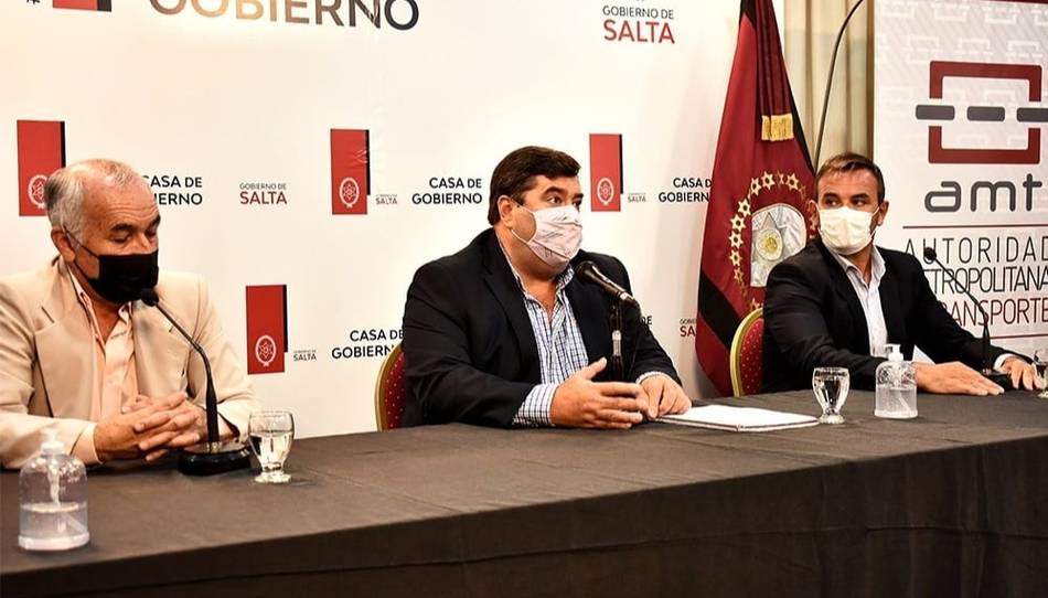 Algunos taxis y remises del interior sólo podrán ingresar a la capital por calles específicas