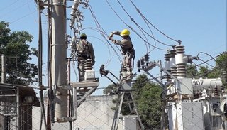 Se pone en marcha la suba de tarifas de luz del 20%