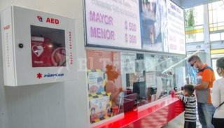 Prevención: Los desfibriladores son clave en lugares de concurrencia masiva