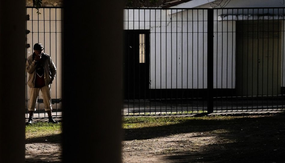 Cambian de área a un trabajador del Ragone tras una denuncia de abuso