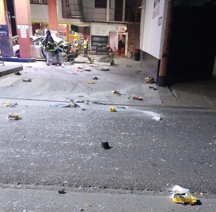 Orán: Explotó un automóvil mientras cargaba gas en una estación de GNC