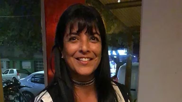 Fue al gimnasio donde su hija daba clases, la mató de un balazo y se suicidó