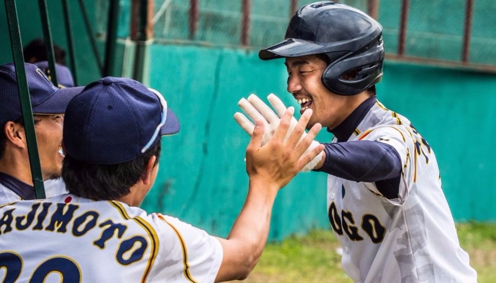 La selección de béisbol de Salta se enfrentó con Hyogo, equipo de Japón. Fotos: Jan Touzeau.