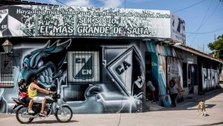 Juan y Pablo López reclaman en Central Norte