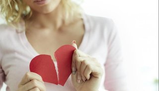 El síndrome del corazón roto: ¿porqué afecta más a las mujeres?