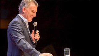 Macri irá a Chile y Perú y recibirá a la presidente croata y reyes de Noruega