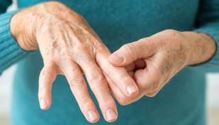 Comprueban que la vitamina D mejora el estado de personas con artritis reumatoidea