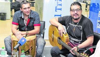 Noche de folclore con Los Teuco y Vanesa