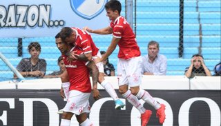 Huracán, de visitante, superó 2 a 1 a Temperley