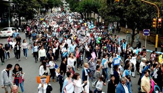 Video desde el dron de El Tribuno: masiva participación de salteños en la "Marcha por la Vida"