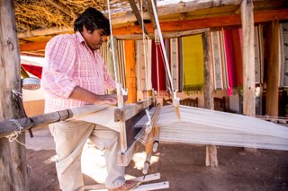 Seclantás: gran desfile de ropa artesanal en la cuna del poncho salteño