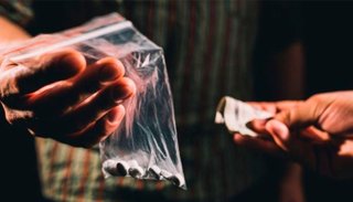 Un preso dirigía la venta de drogas desde la cárcel