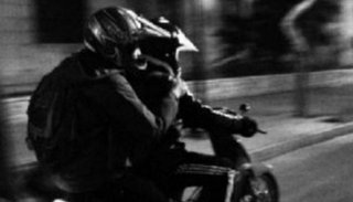 "Motochorros" detenidos cuando estaban robando