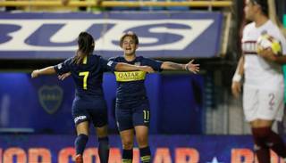 Goleada y promesa de cambios para el fútbol femenino