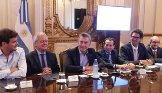 El Gobierno presentó un proyecto para crear más de 200 mil empleos y multiplicar exportaciones