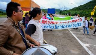 Otro día de paro, protestas, acampe y cortes de ruta