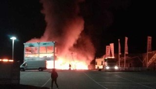 Un incendio calcinó 23 motos del mundial de MotoE en Jerez