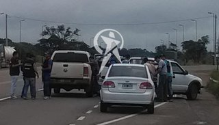 Tras una intensa persecución, detuvieron a dos vehículos que escaparon de un control de Gendarmería
