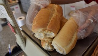 Desde el viernes, el pan subiría al menos 20% en la capital jujeña