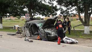 Joven en grave estado tras violento siniestro vial