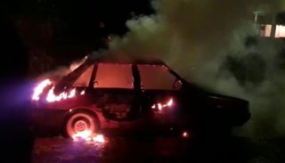 Se incendió el auto de un periodista