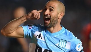 Racing ganó y dio otro paso más al título