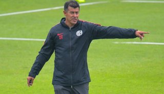 Por la levantada, santos y canallas