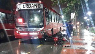Motociclista muerto por circular en contramano
