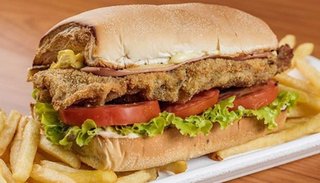 Hoy se celebra el Día del Sándwich de Milanesa