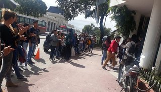 Más de 3 mil jóvenes siguen esperando sus títulos oficiales