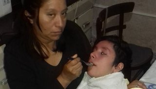 Organizan un bingo para salvar la casa de un joven minusválido