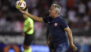 Unión (SF) debuta internacionalmente