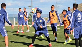 Lautaro Martínez: “Nosotros nos tenemos que adaptar a Messi”
