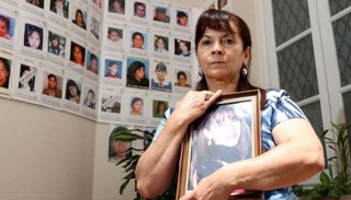 Investigan fondos destinados a la fundación "Marita Verón"